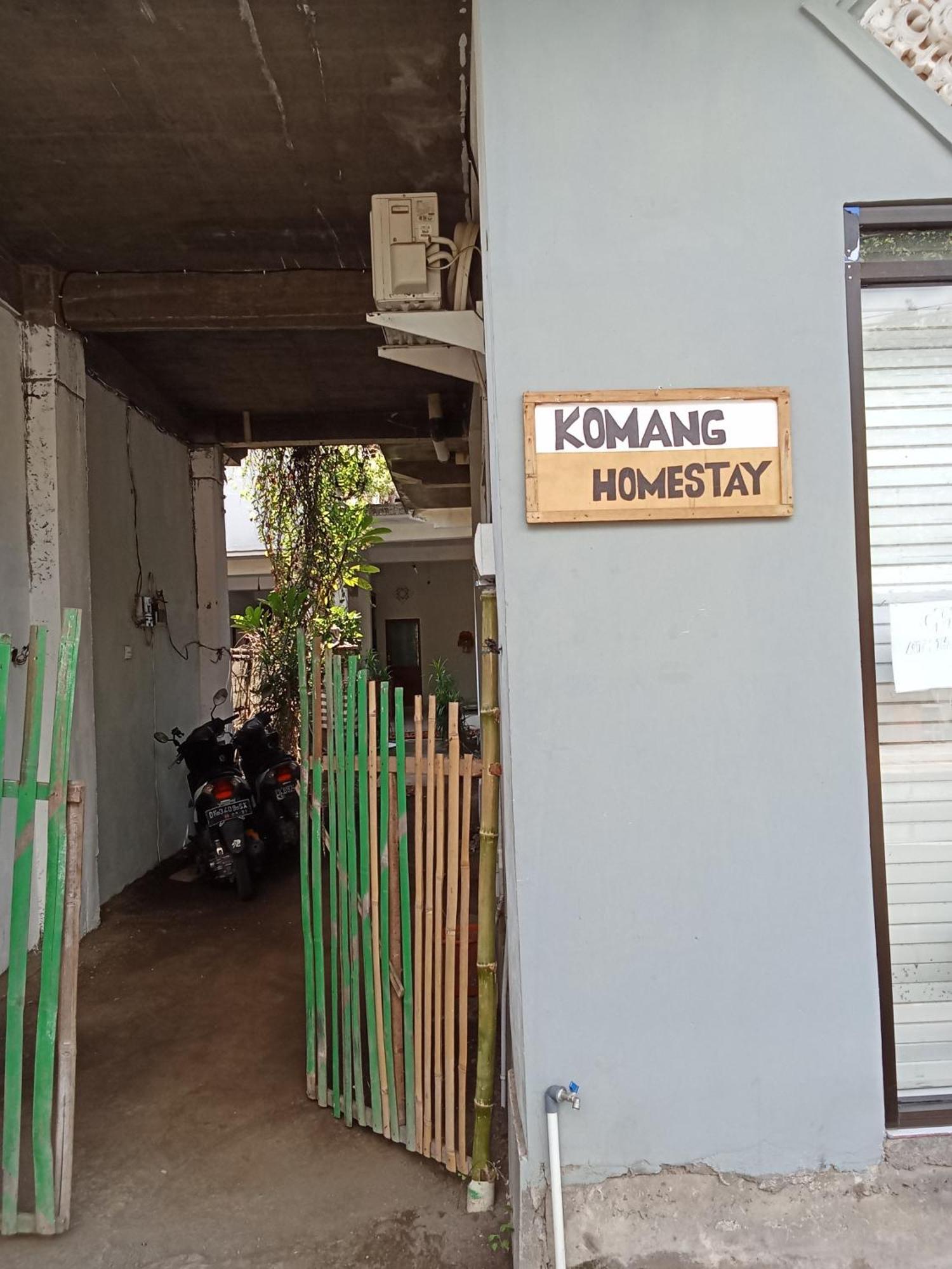 Komang Homestay *